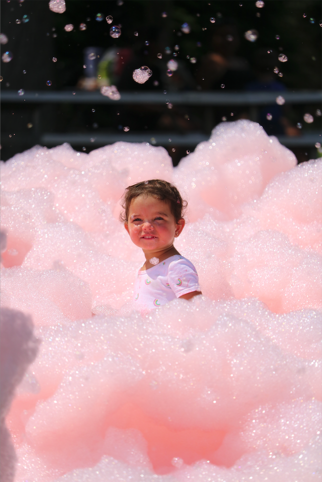 gender reveal foam party service